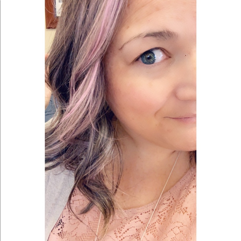 Meet your Posher, Whitney